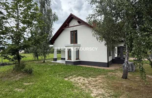 Dom wolnostojacy w Rybnej/Czernichów
