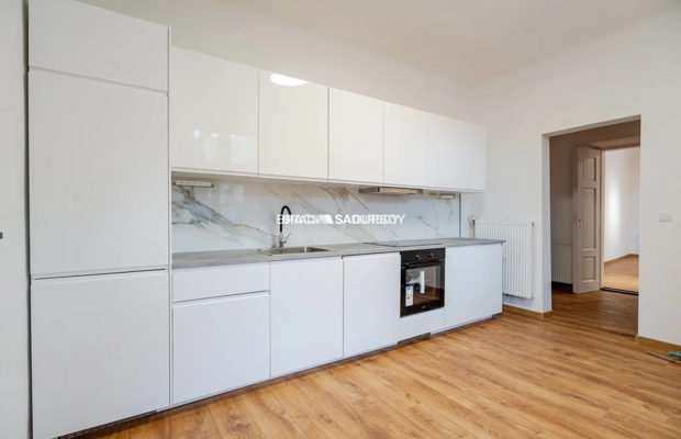 Centrum Skawiny , 3 pokoje , 77m2