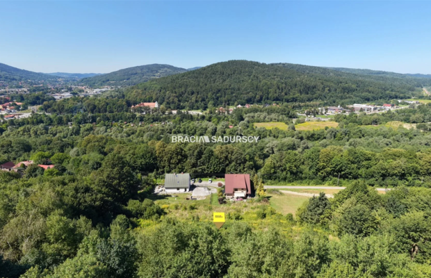 Twój azyl pod lasem z widokiem na góry - widokowa działka budowlano-rolna 3 012 m² | Sucha Beskidzka, os. Garce  

  Szukasz mi