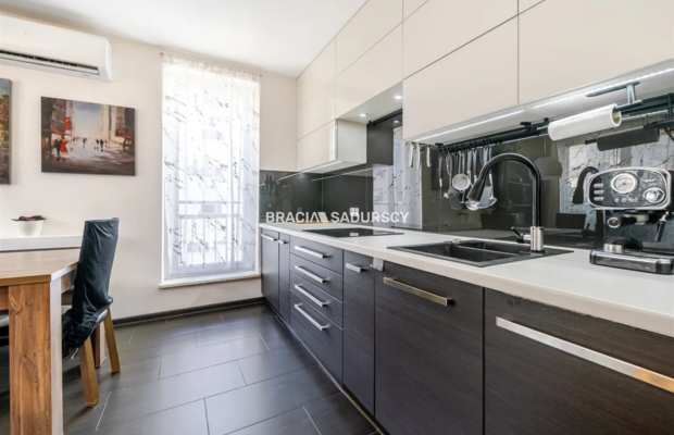 3 POKOJE l 2 BALKONY l 60M2 l WOLA DUCHACKA