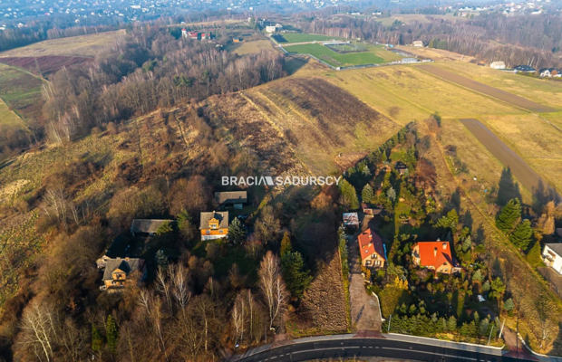 Działka inwestycyjna 1,3 ha, mpzp bliźniaki, media