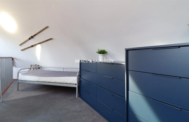 Dwupoziomowy Apartament z Widokiem na Giewont w Kościelisku   

 Oferujemy  na sprzedaż lub na wynajem długoterminowy  przestro