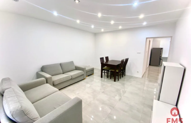 Mieszkanie 52 m² z działką 375 m² i garażem