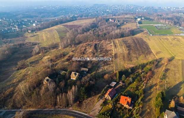 Działka inwestycyjna 1,3 ha, mpzp bliźniaki, media