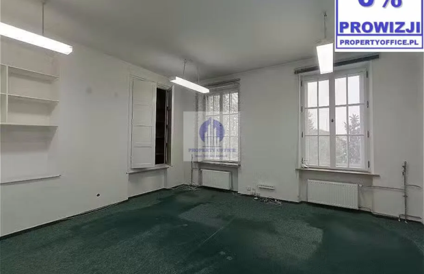 Praga Północ: lokal biurowy 32,33 m2 do wynajęcia