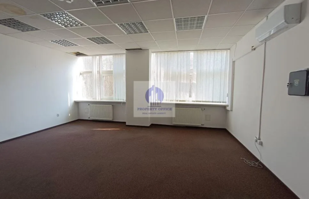 Bielany: lokal biurowy 33,68m2 do wynajęcia