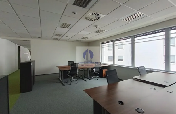Mokotów: lokal biurowo-usługowy 1572 m2 do wynajęcia