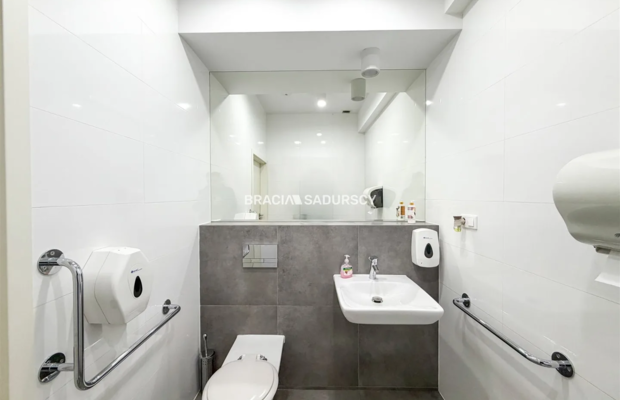 Lokal usługowo-biurowy, 170 m², Zabłocie, parter