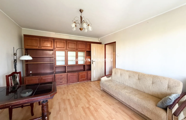 4 osobne pokoje, balkon, oddzielna kuchnia