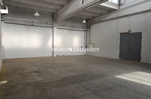 Hala produkcyjno-magazynowa z ekspozycją 