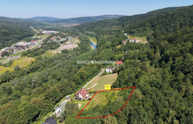 Twój azyl pod lasem z widokiem na góry - widokowa działka budowlano-rolna 3 012 m² | Sucha Beskidzka, os. Garce  

  Szukasz mi