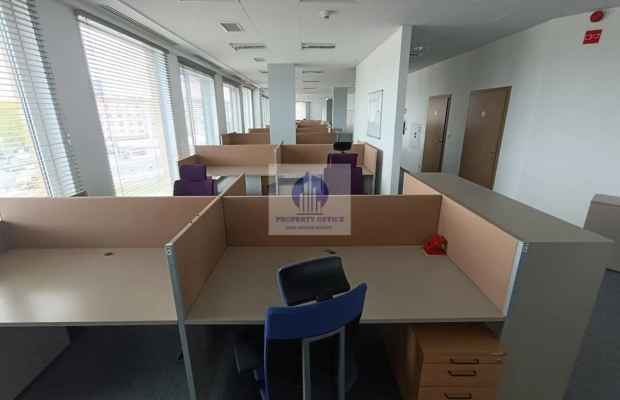 Mokotów: lokal biurowy 465m2 do wynajęcia