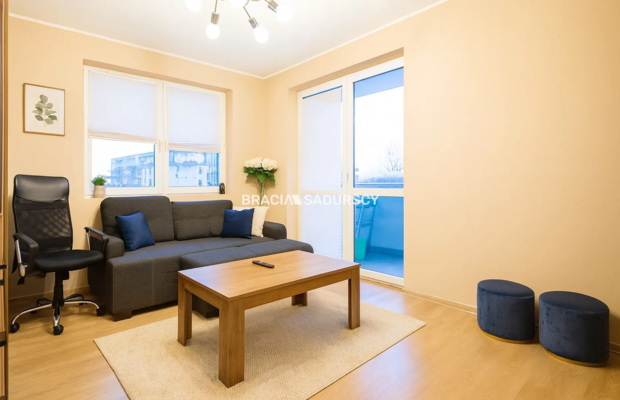 3 pokoje + balkon, 56 m² – idealne na start!