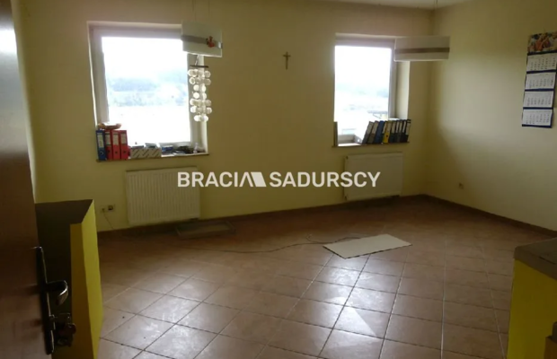 Budynek produkcyjny na sprzedaż - okolica Myślenic