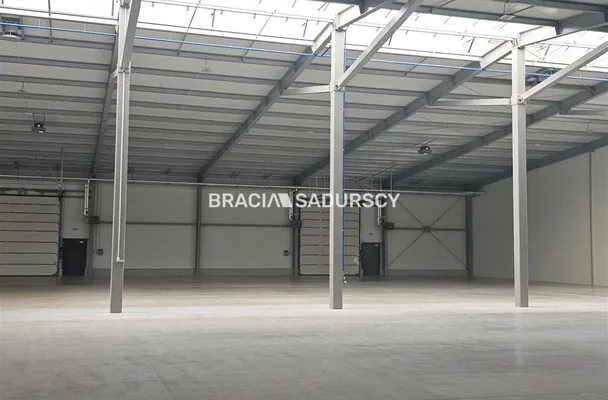 Centrum logistyczne 2500 m2  Niepołomice 