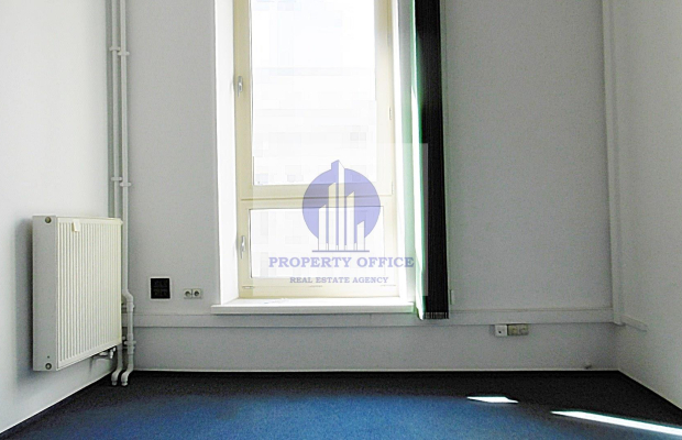 Śródmieście: lokal biurowy 15,60 m2 do wynajęcia