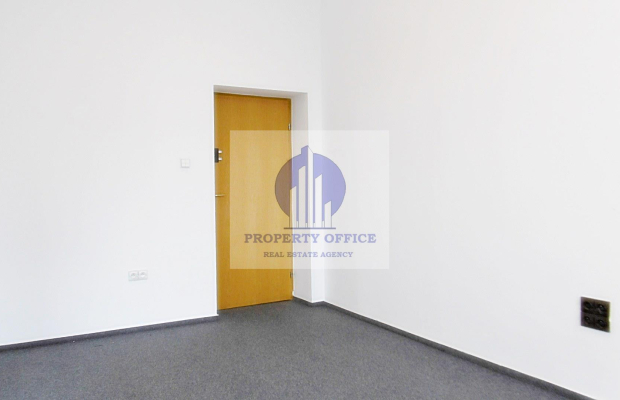 Śródmieście: lokal biurowy 15,60 m2 do wynajęcia