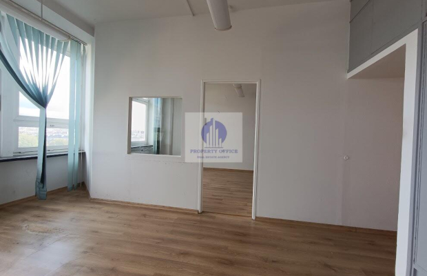 Praga Północ: lokal biurowy 50m2 do wynajęcia