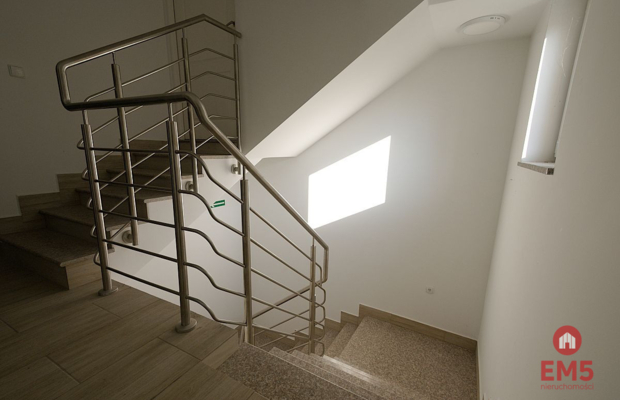 Dom Ul. Stroma 430m2  pod Twoją Inwestycję