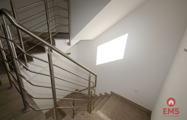 Budynek 430m2*Dom Ul. Stroma