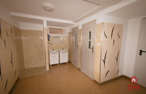 Budynek 430m2*Dom Ul. Stroma
