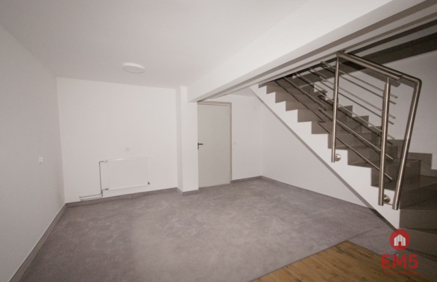 Budynek 430m2*Dom Ul. Stroma