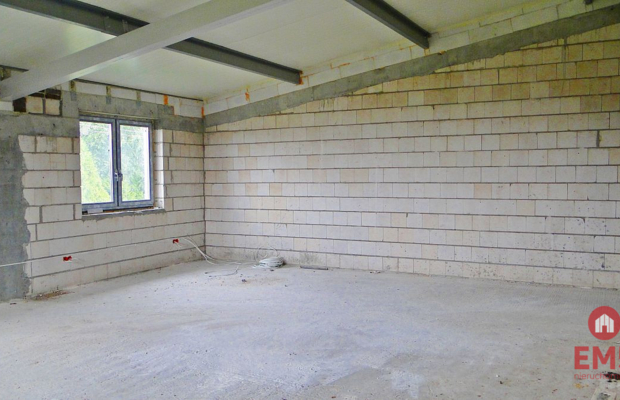 Fasty. Budynek użytkowy 400 m2