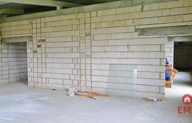 Fasty. Budynek użytkowy 400 m2