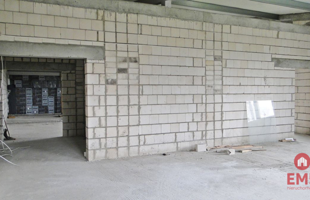 Fasty. Budynek użytkowy 400 m2