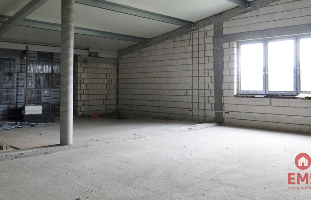 Fasty. Budynek użytkowy 400 m2