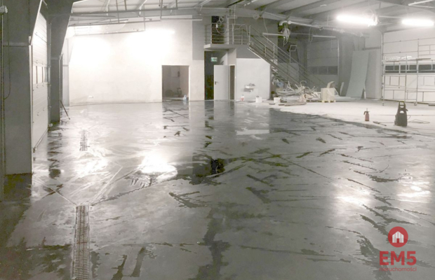 Hala z zapleczem biurowo-socjalnym, 570 m2