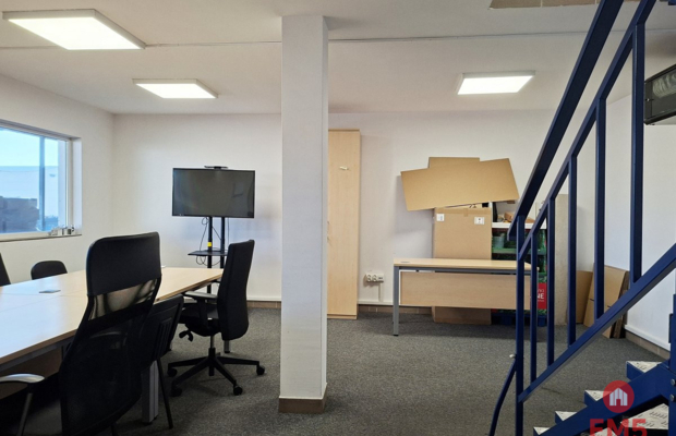 Hala - magazyn 700 m2