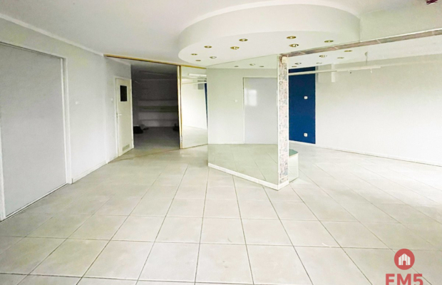 Lokal 80 m2 na parterze