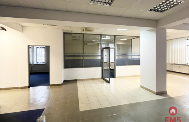 Budynek parterowy 200 m2