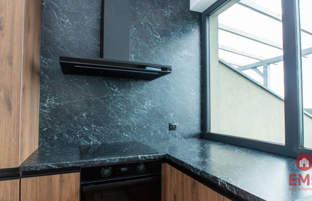 Nowoczesny Apartament 112 m² z Tarasami i Widokiem