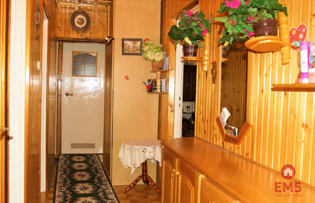 Trzy pokoje, balkon
