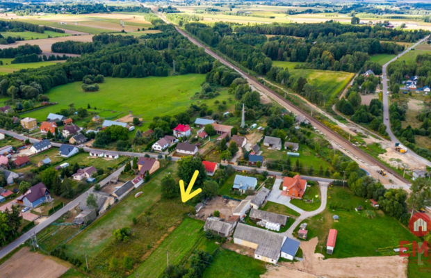 Działka pod lasem, blisko Białegostoku.