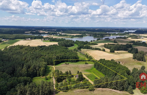 Wyjątkowa działka otoczona lasem