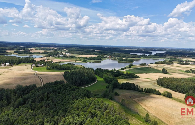 Wyjątkowa działka otoczona lasem