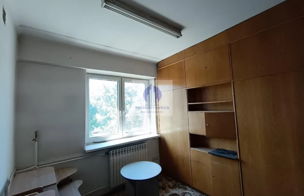 Włochy: lokal biurowy 32,80m2 do wynajęcia