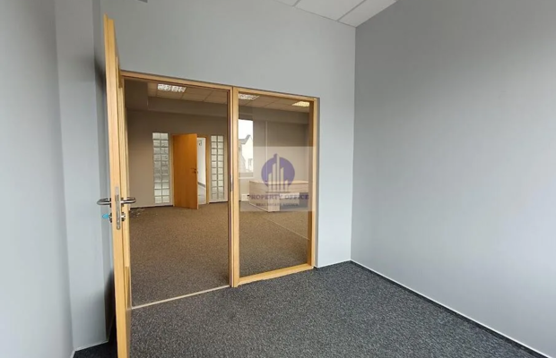 Wawer: lokal biurowy 129,36 m2 do wynajęcia