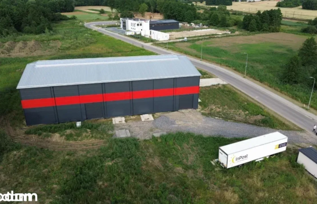 Hala produkcyjna - magazynowa 1008 m2 SUWNICA 9 m FV23%