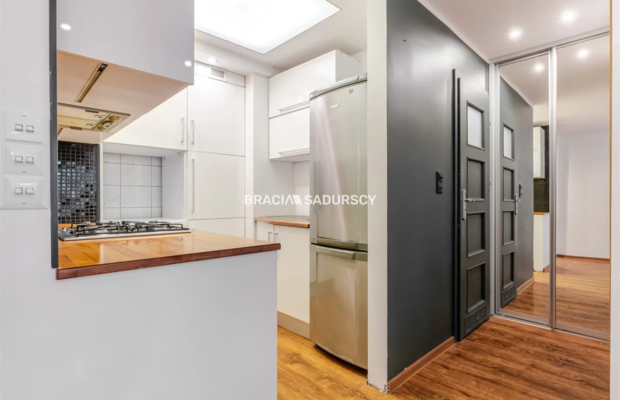 Do wynajęcia nowoczesne mieszkanie po remoncie - 38 m² | os. Strusia, Kraków Nowa Huta   
 
Cena najmu: 2 500 zł | 2 pokoje | P