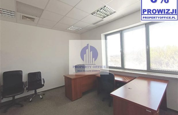 Włochy: lokal biurowy 20,34 m2 do wynajęcia