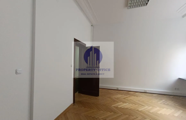 Śródmieście: lokal biurowy 21,88m2 do wynajęcia
