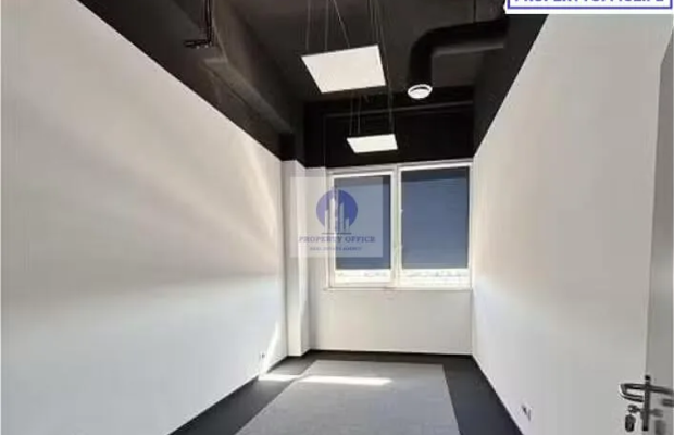 Włochy: lokal biurowy 18,70m2 do wynajęcia