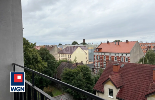 Nowa Sól, mieszkanie 2 pokoje, 36 m2, wynajmę, odstępne 1 500 zł.  
  
MIESZKANIE DOSTĘPNE NA POCZĄTKU PAŹDZIERNIKA.  
  
Oferu