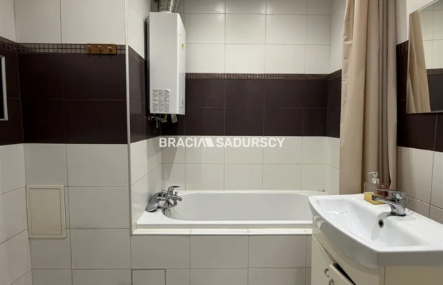 Kawalerka z osobną kuchnią - ul. Strzelców.
