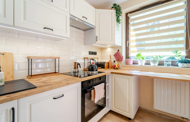 APARTAMENT Z OGRÓDKIEM  41,63 m² - GRZEGÓRZKI - TARASY WIŚLANE  

 Cena: 850 000 zł wraz z komórką lokatorską. 

 Na sprzedaż k