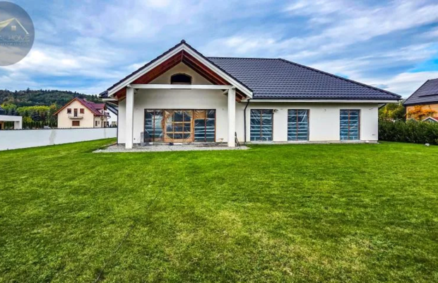 Przestronny dom 349 m² | 5 min od Świdnicy